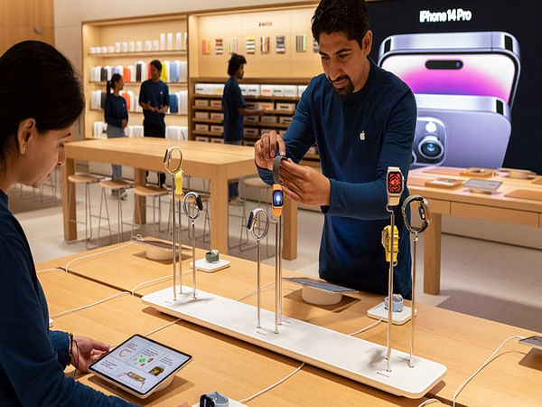 Delhi: Apple to open its Saket store tomorrow
