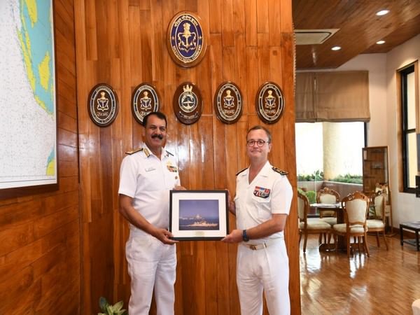 Joint Commander of French forces deployed in Indian Ocean visits Western Naval Command HQ in Mumbai 