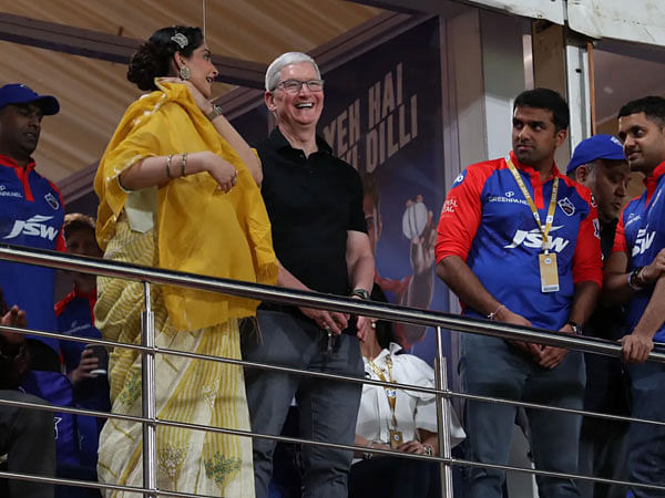 IPL 2023: Apple CEO Tim Cook shows up at Arun Jaitley Stadium to watch DC vs KKR match