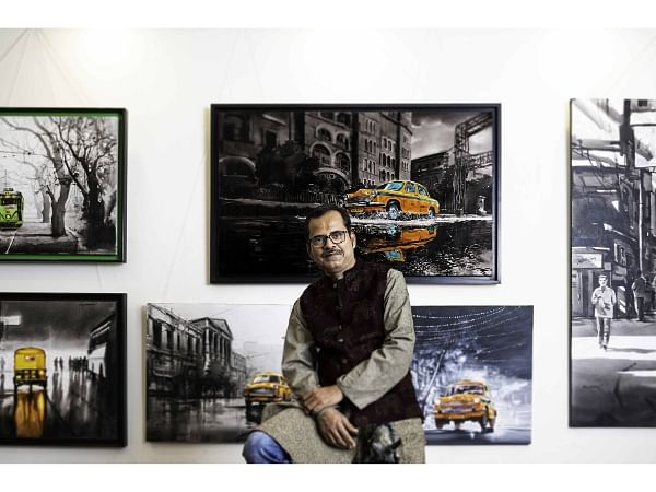 Arpan Bhowmik's 'Memories in Monochrome' on display at Cityscape Depictions of Mumbai and Kolkata at Jehangir Art Gallery Captivates Art Enthusiasts