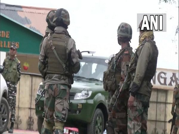 J-K: Senior CRPF, Army officers visit Poonch attack site J-K: Senior CRPF, Army officers visit Poonch attack site