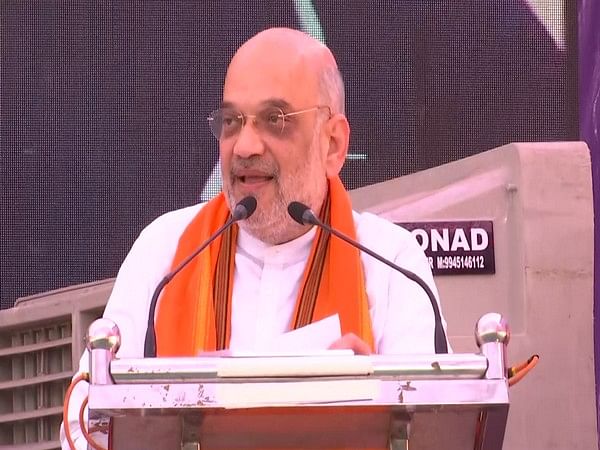 "On one side is BJP's double-engine govt, on the other Congress' reverse gear govt": Amit Shah