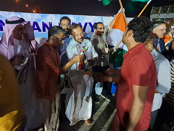 MoS V Muraleedharan receives first batch of stranded Indians at Jeddah