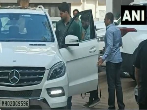 Jiah Khan suicide case: Sooraj Pancholi, who faces abetment charge, leaves for CBI court Jiah Khan suicide case: Sooraj Pancholi, who faces abetment charge, leaves for CBI court