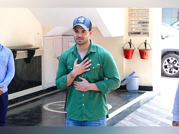 Jiah Khan's case: Sweets distribution at Sooraj Pancholi's residence, actor refuses to comment