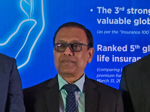Govt appoints Siddhartha Mohanty as LIC chairman