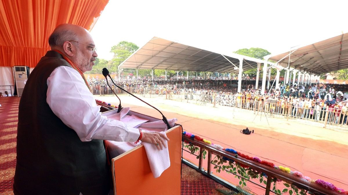 On Bengali New Year's Eve, Amit Shah Sounds 2024 Bugle From TMC ...