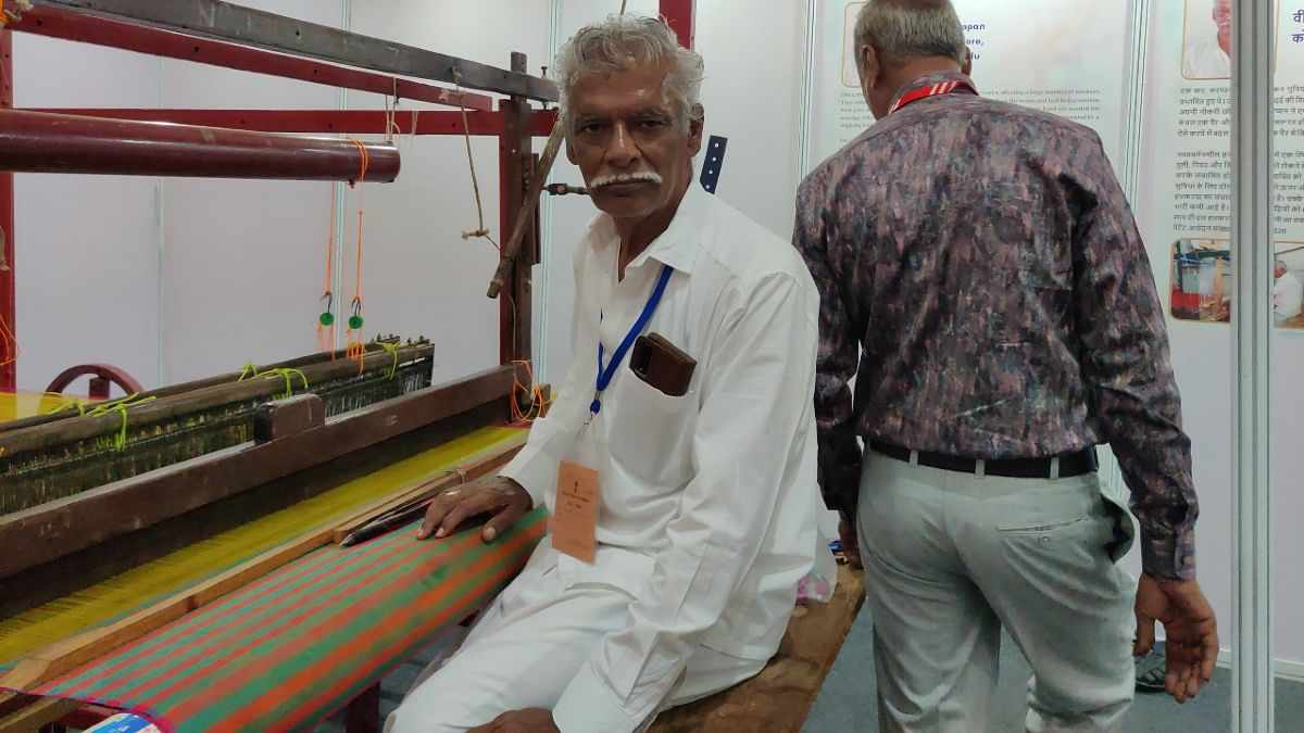 V. Karappan with his handloom | Sukriti Vats | ThePrint