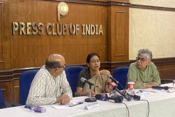 Retired IPS officer Meeran Chadha Borwankar (centre) discusses ‘tackling rogue cops’ at the Press Club of India. The programme was moderated by Suhas Borkar (left) | Photo: Heena Fatima, ThePrint