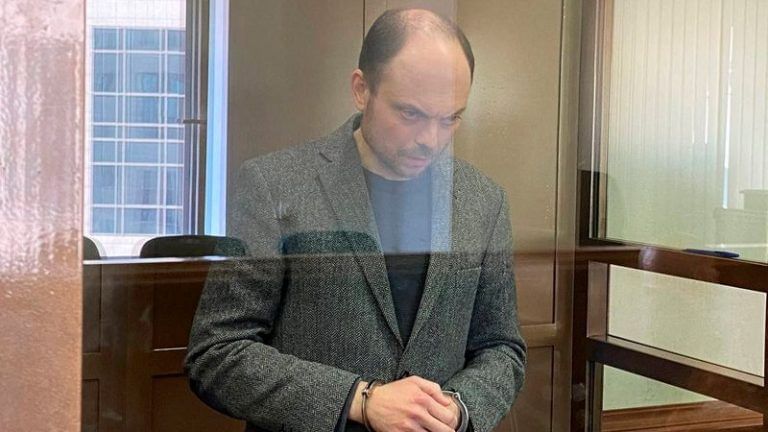 Russian court sentences Putin critic 25-yr jail term in harshest verdict since Ukraine invasion