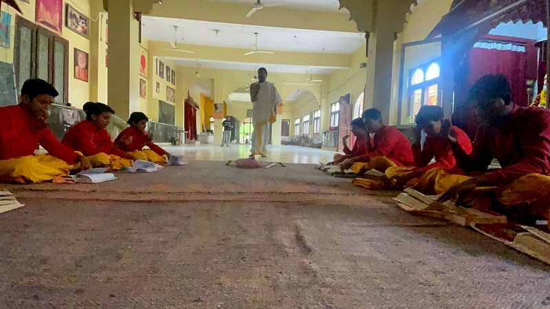 Students at Sri Guru Kripa Ved Vidyapeeth at the Pitambara Peeth 