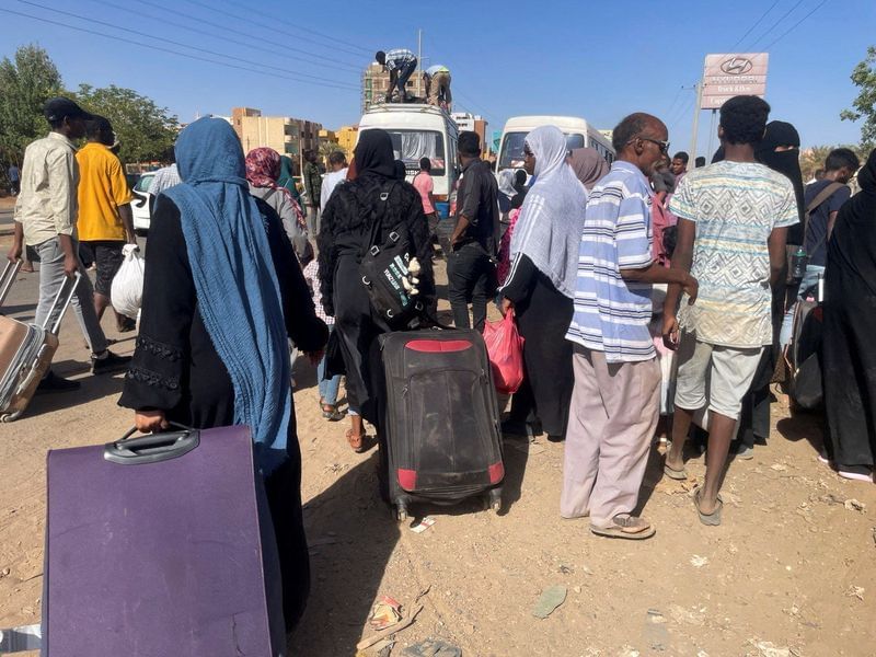 Sudan factions welcome proposal for truce over Eid holiday, civilian