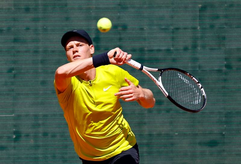 Tennis-Sinner digs deep to reach Monte Carlo quarter-finals, Ruud ...