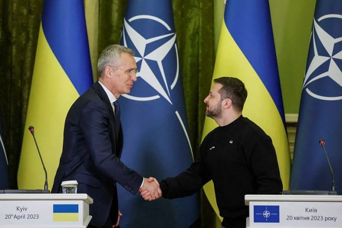 NATO Secretary-General Jens Stoltenberg and Ukraine's President Volodymyr Zelenskiy attend a joint news briefing in Kyiv, Ukraine on 20 April 2023 | Photo: REUTERS