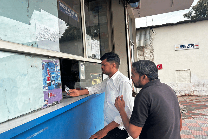 Patients purchase medicines on basis of old prescription at a chemist shop in Jaipur as OPD services remain suspended | Jyoti Yadav | ThePrint