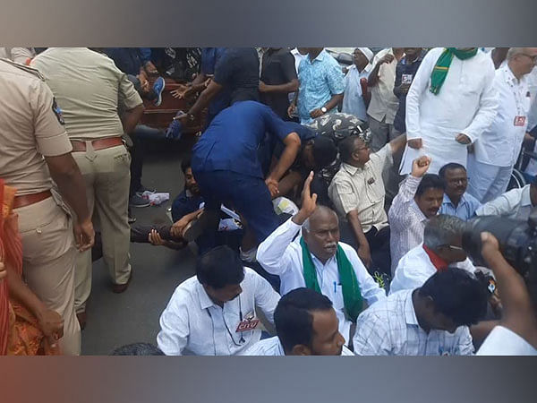 Police detain farmers' union members protesting against privatisation of Vizag Steel Plant in Andhra Pradesh