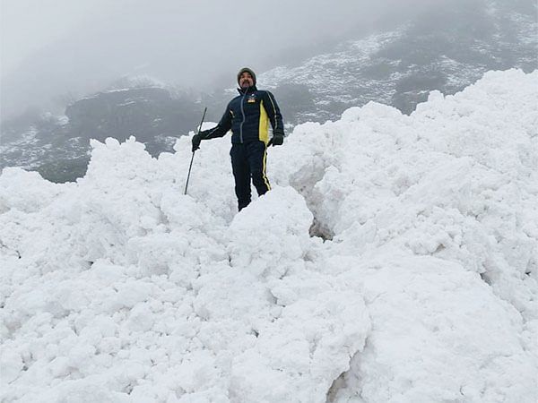 Uttarakhand: Route between Bhairav Gadera, Kuber Gadera temporarily closed after arrival of glacier  