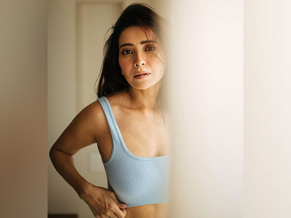 Asha Negi  is kicking her way through the weekend like this...