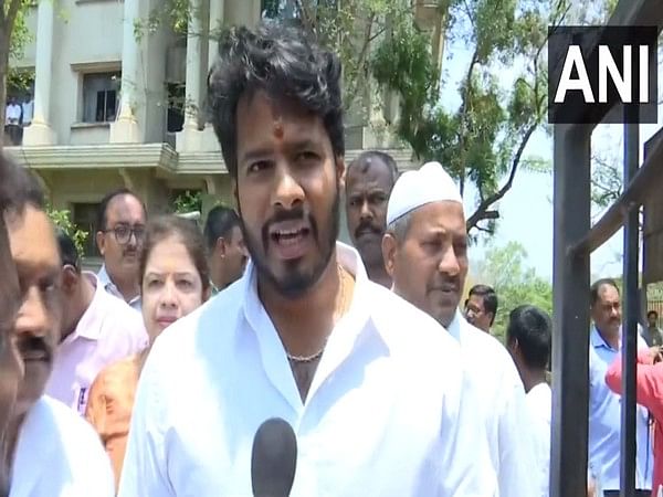 K'taka Poll Results: HD Kumaraswamy's Son Nikhil Trails In Ramanagara ...