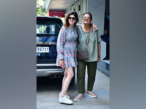 Sanjana Sanghi reveals how she is full-on mumma's girl
