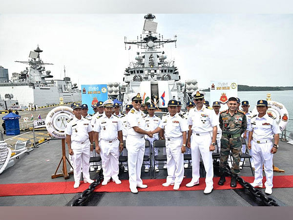 INS Delhi, Satpura depart Sihanoukville, Cambodia