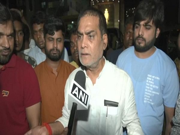 BJP leader slams Bihar govt after devotees fall sick during Baba Bageshwar's event in Patna