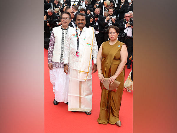 Cannes 2023: Union Minister Murugan poses with Oscar-winning 'The Elephant Whisperers' producer Guneet Monga 