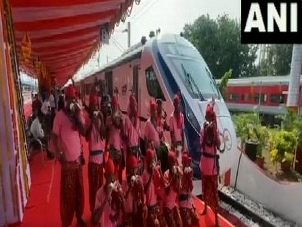 Odisha's first Vande Bharat Express to be launched today, Union Railway Minister says "PM Modi will fulfill dream of 4.5 cr Odias"