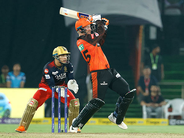 Heinrich Klaasen's maiden IPL century powers SRH to 186/5 against RCB