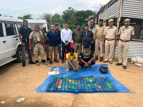 Assam: Karbi Anglong police seize 1.7 kg heroin at Bokolia bypass, 2 held