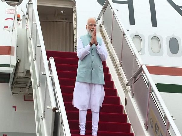 PM Modi leaves for Australia after Papua New Guinea visit