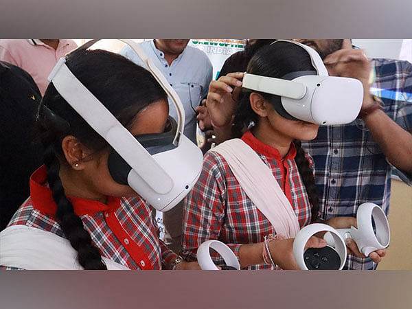India's first Education Web 3 Metaverse Event by Crewsphere empowers students with Virtual Reality Technology