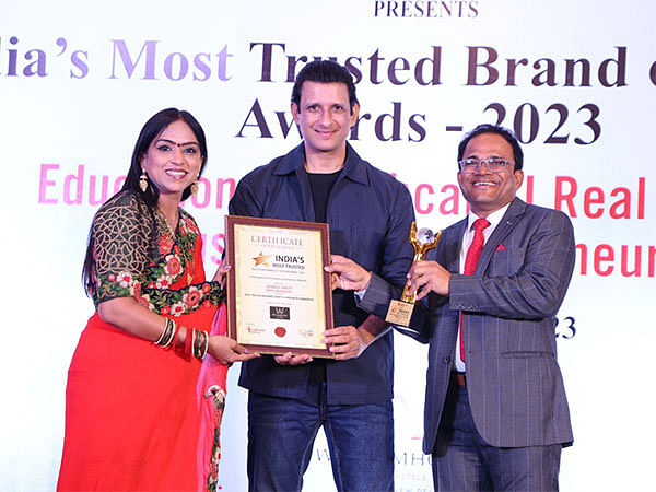 Dr Ravi Vairagade's ADVANCED HEALTH bags prestigious 