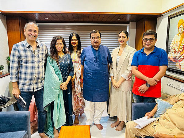 Vipul Shah, Adah Sharma, 'The Kerala Story' team meet Union Minister Nitin Gadkari