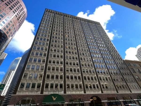 JPMorgan is cutting about 1,000 First Republic Bank employees