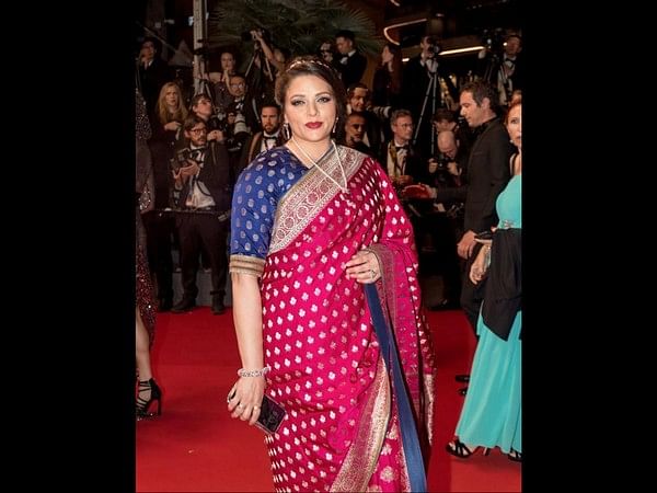 bollywood traditional bollywood red carpet dresses