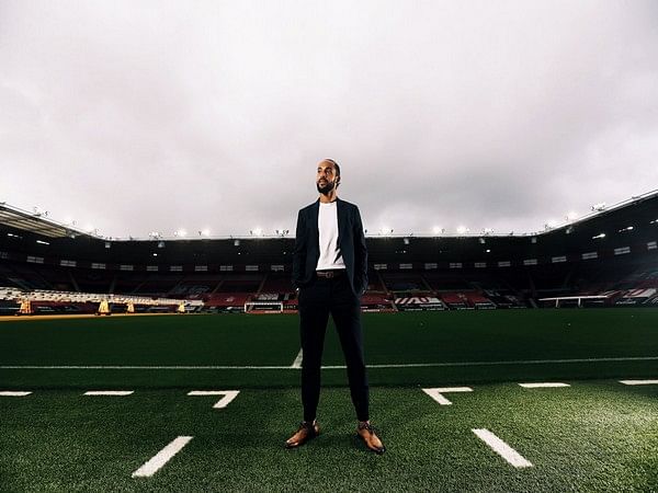 English winger Theo Walcott set to leave Southampton on final day of Premier League