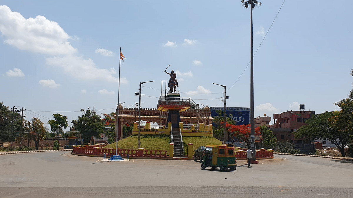 The statue of Kittur Rani Chennamma, the first queen in India to lead an armed resistance against the British in 1924, at the entrance of Kittur in Belagavi district | Sharan Poovanna | ThePrint