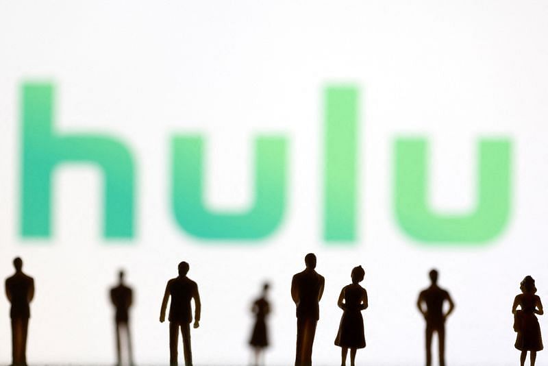 Comcast likely to sell Hulu stake to Disney by early 2024 CNBC