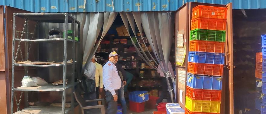 The Blinkit store at Indirapuram, Niti Khand 2, is functional now, as over a quarter of their delivery partners have called off their strike | Photo credit: Shubhangi Misra, ThePrint