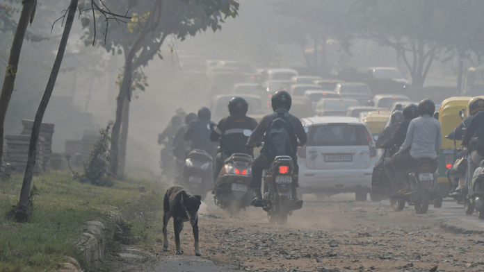 Representational image | File photo of air pollution in Delhi | ANI