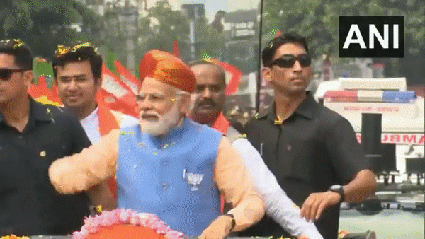 Karnataka Assembly polls: PM Modi holds mega road show in Bengaluru