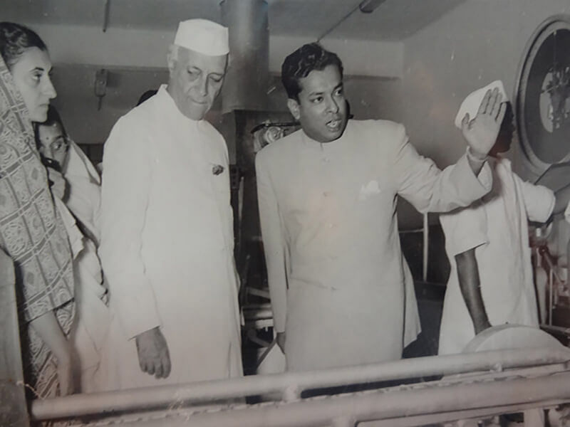 PM Jawaharlal Nehru at the inauguration of Kaira Cooperative’s milk powder plant