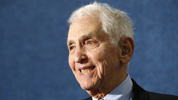 Pentagon Papers whistleblower Daniel Ellsberg participates in a news conference held by the whistleblower group ExposeFacts.org at the National Press Club in Washington April 27, 2015 | Reuters