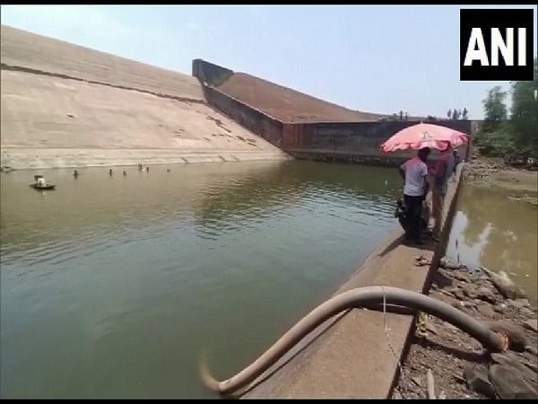 Chhattisgarh: Food inspector, 2 more, booked over emptying of reservoir to find lost phone