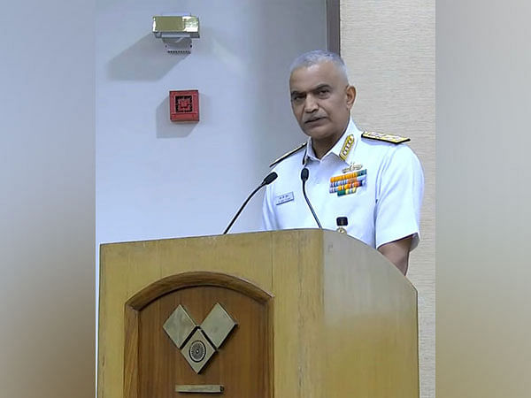 Andhra: Chief of the Naval Staff felicitates student for designing game to educate people on COVID pandemic