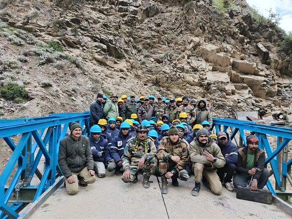 Uttarakhand: BRO personnel reconstruct Bailey Bridge connecting Kurkuti-Gamshali-Niti road and Nitipass road 