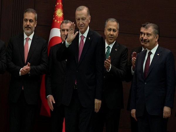 Erdogan takes oath as Turkey president after historic win – ThePrint