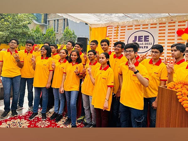 FIITJEE Noida Students Dominate in JEE Advanced 2023 in Twin Cities of Noida & Greater Noida