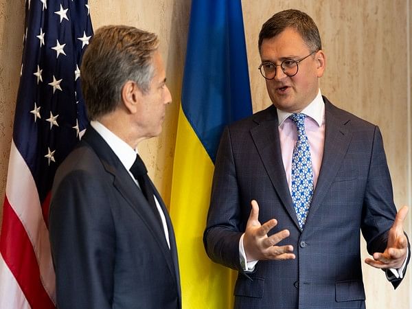 Blinken Meets Ukrainian Foreign Minister, Underscores Support For Kyiv ...